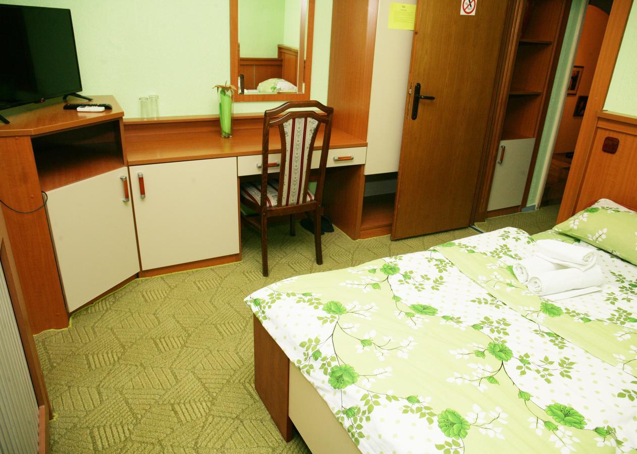 Motel Nana 巴尼西卢卡 外观 照片