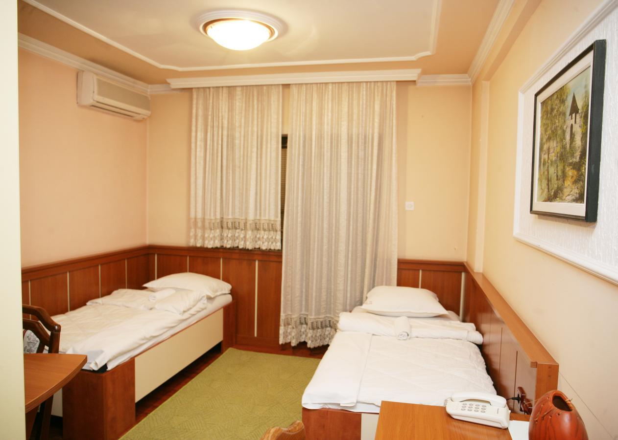Motel Nana 巴尼西卢卡 外观 照片