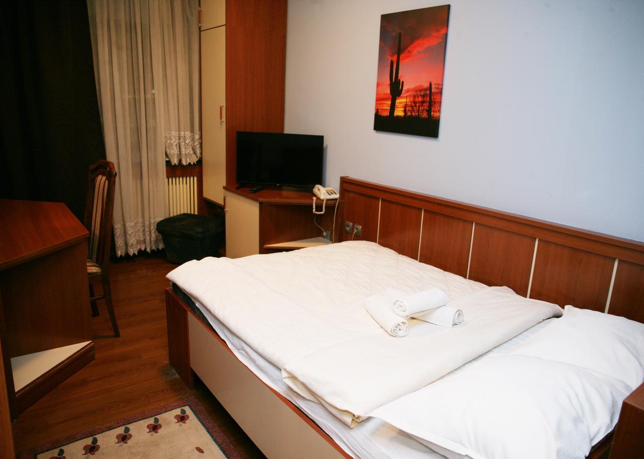 Motel Nana 巴尼西卢卡 外观 照片